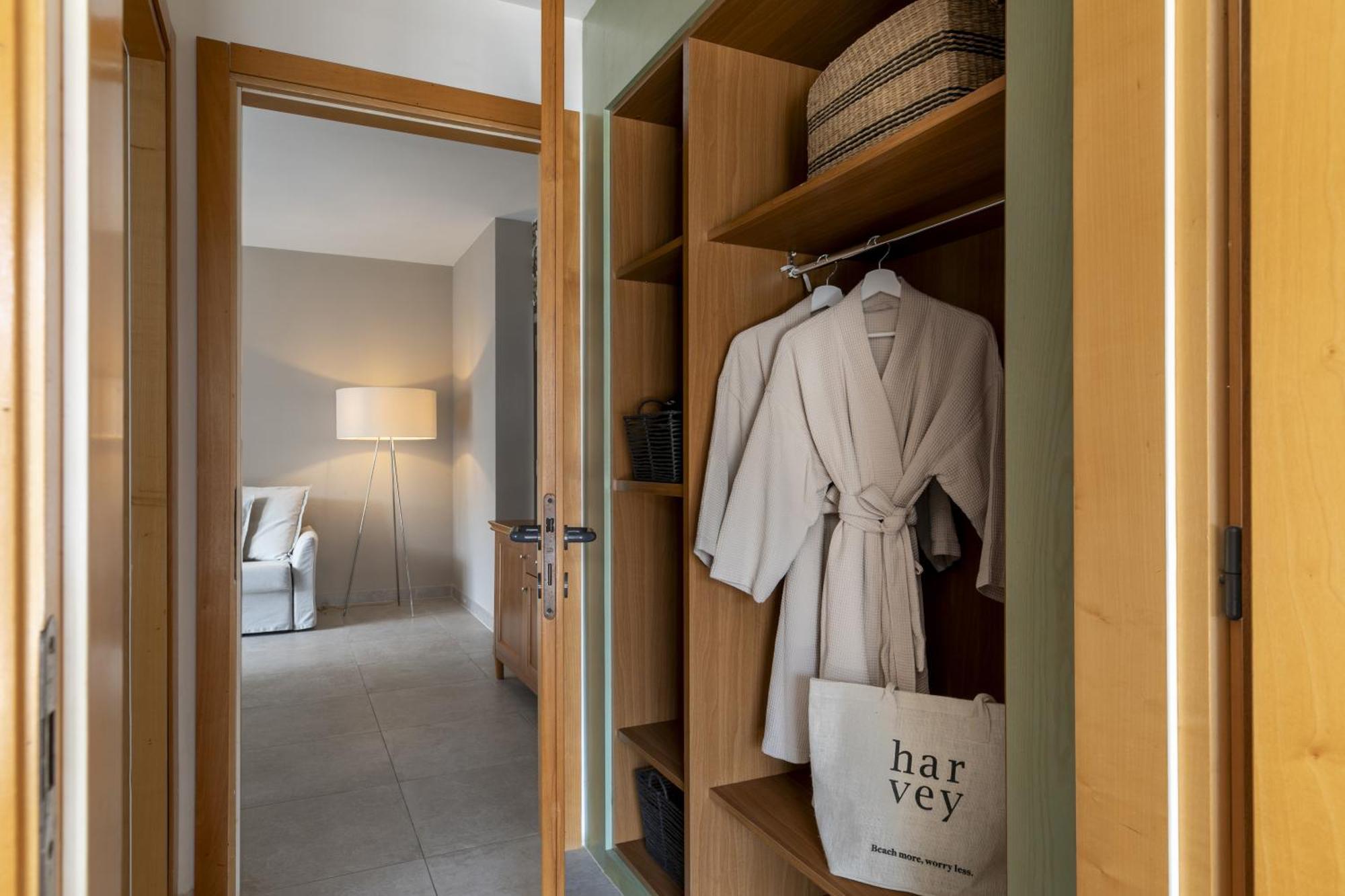 Aparthotelharvey Hotel